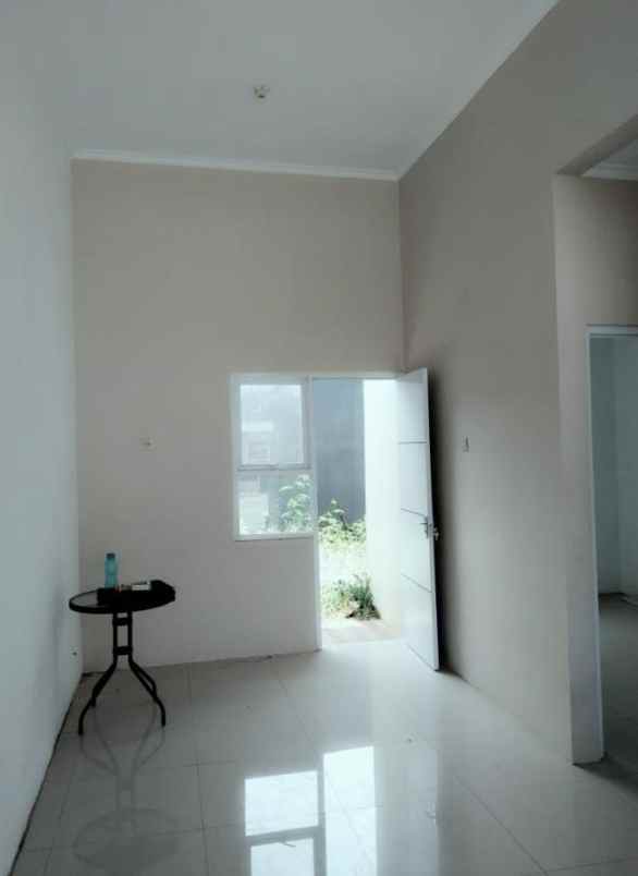 dijual rumah lokasi strategis akses