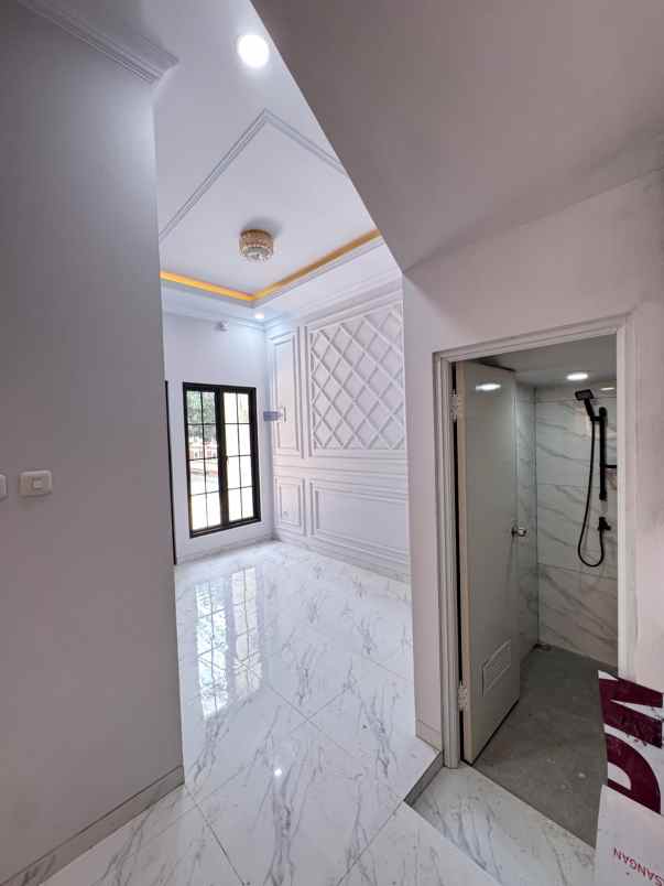 dijual rumah m kahfi 2