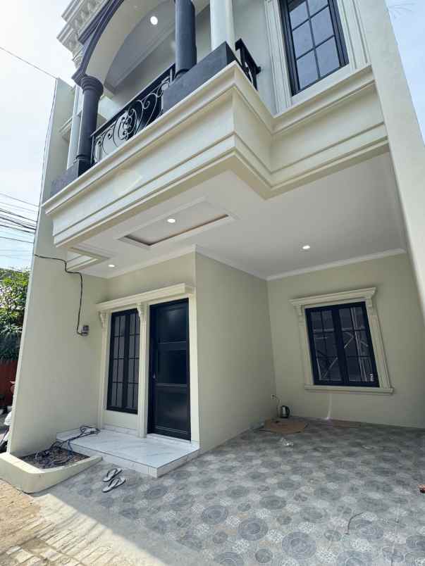 dijual rumah m kahfi 2