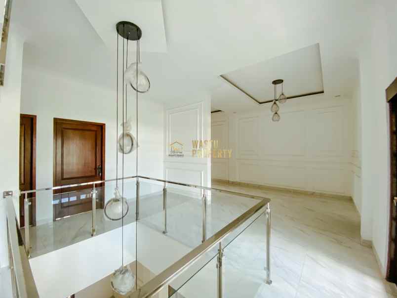 dijual rumah maguwoharjo depok sleman