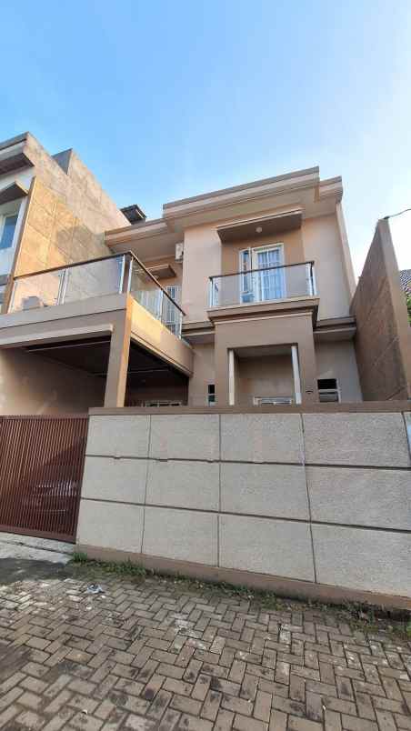 dijual rumah makasar jakarta timur
