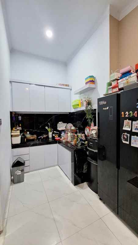 dijual rumah makasar jakarta timur