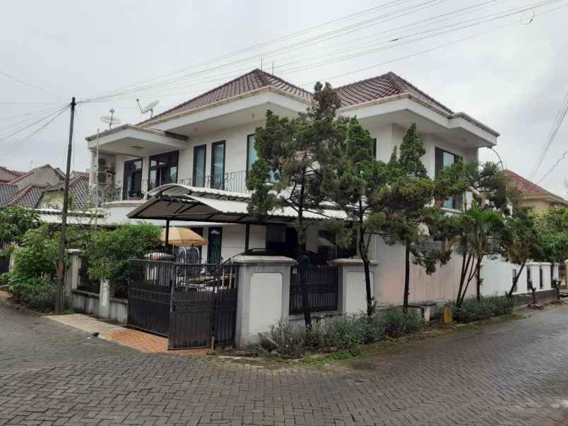 dijual rumah malaka country estate
