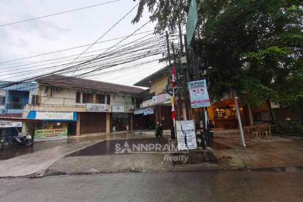 dijual rumah mampang depok