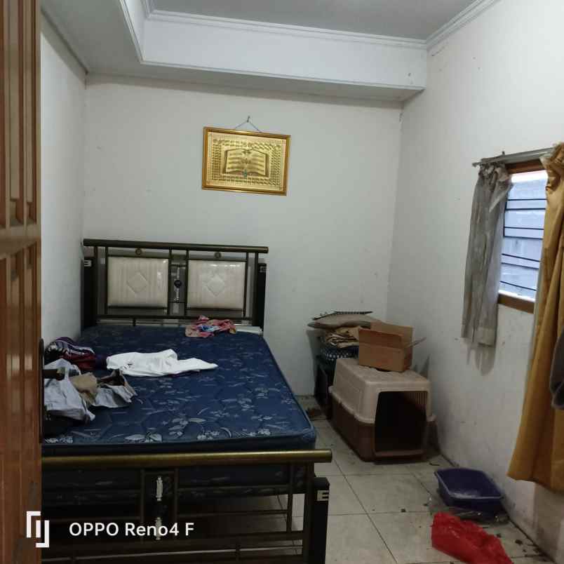 dijual rumah menteng atas