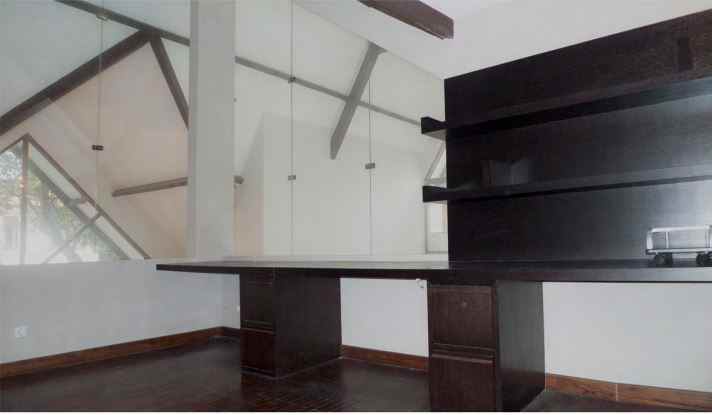 dijual rumah mewah di area kemang