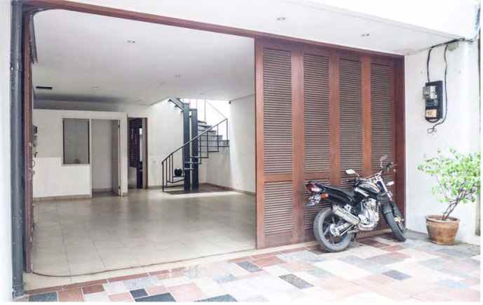 dijual rumah mewah di area kemang
