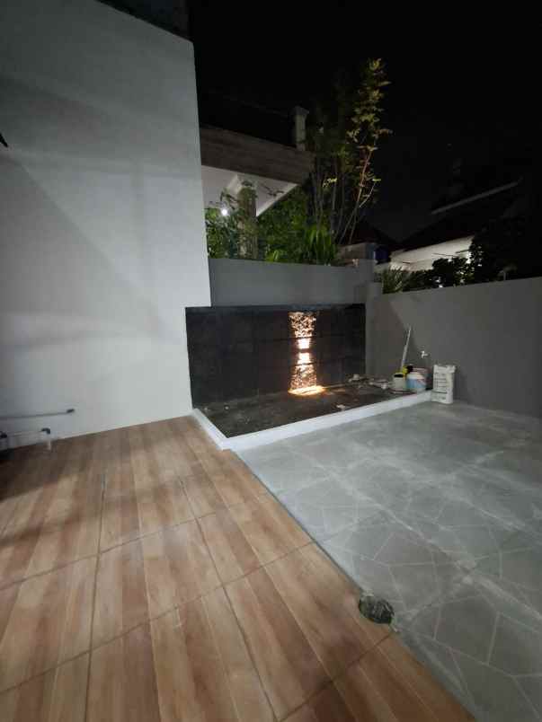 dijual rumah minimalis siaphuni di taman harapan baru