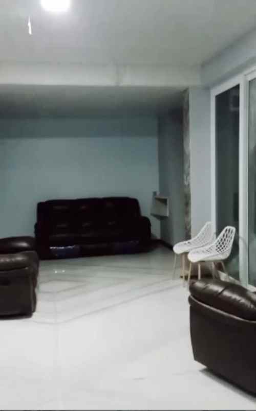 dijual rumah nginden intan timur