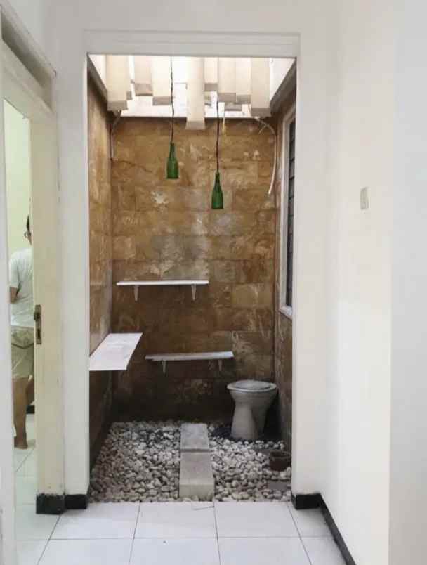 dijual rumah nirwana eksekutif wonorejo