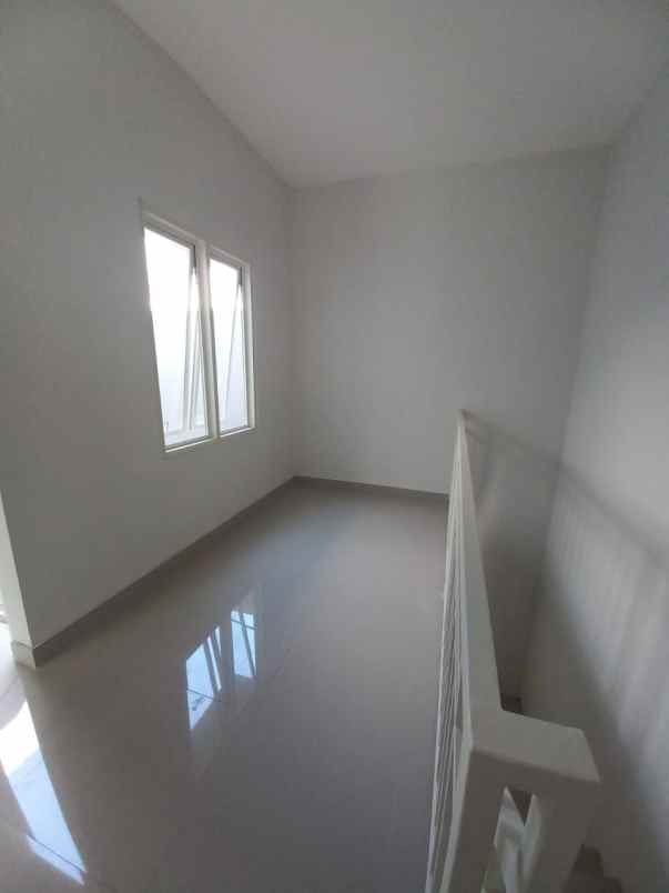 dijual rumah pagesangan