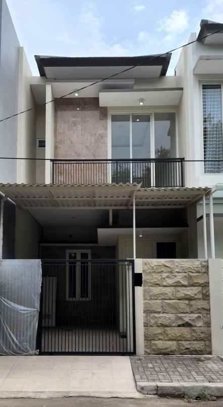 dijual rumah pantai mentari