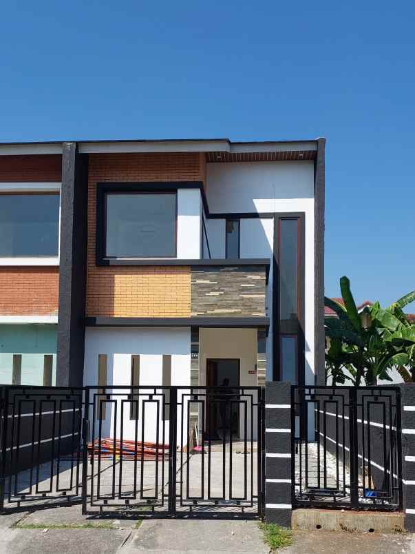 dijual rumah pedurungan