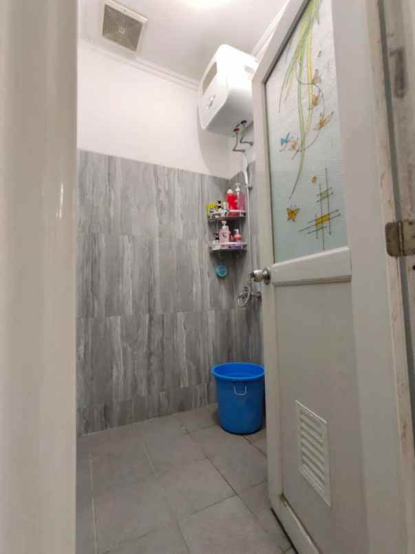 dijual rumah permata buah batu