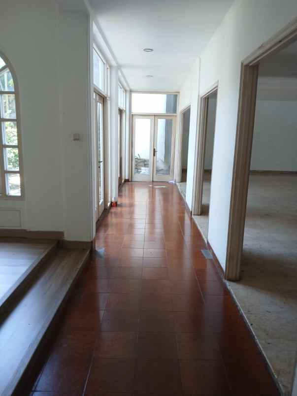 dijual rumah permata hijau