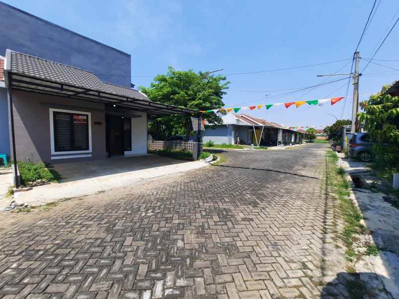 dijual rumah perum ciputra citra garden