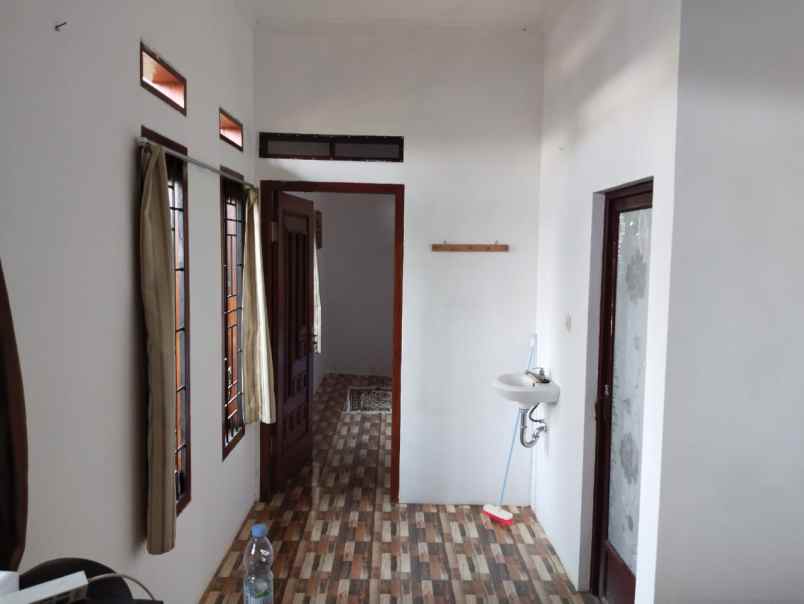 dijual rumah perumahan bayubud asri