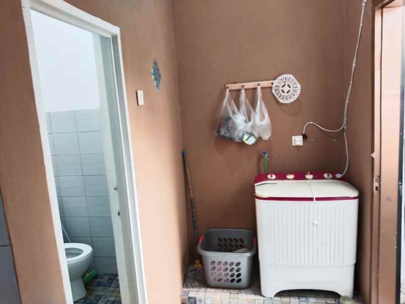 dijual rumah perumahan bayubud asri