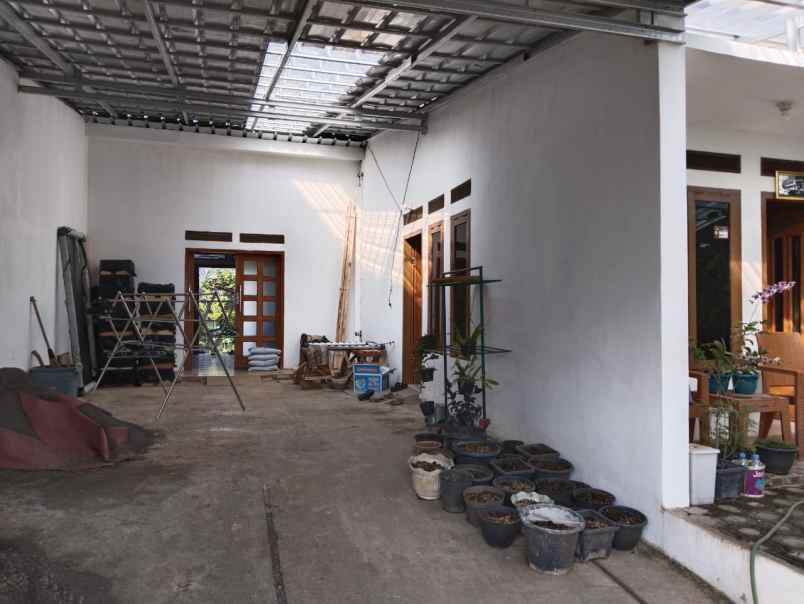 dijual rumah perumahan bayubud asri