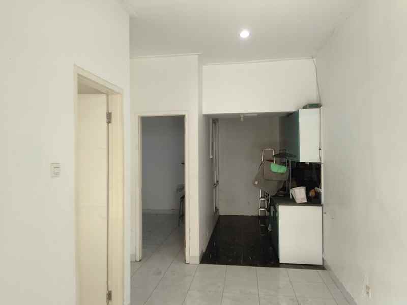 dijual rumah perumahan grand batavia