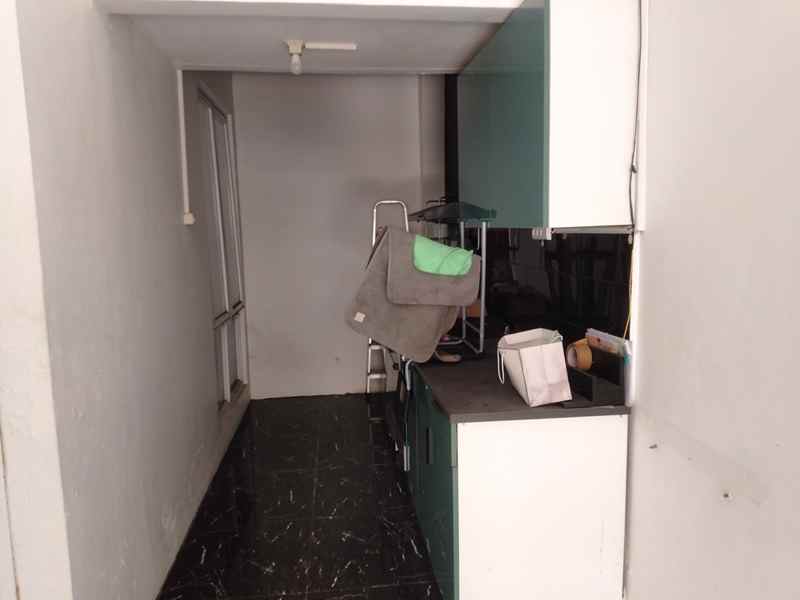 dijual rumah perumahan grand batavia