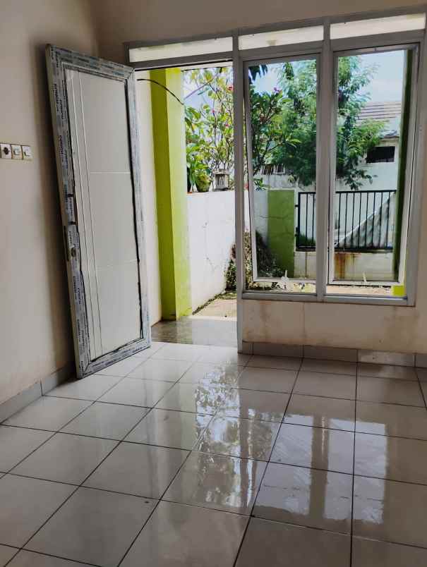 dijual rumah perumahan grand nusa indah