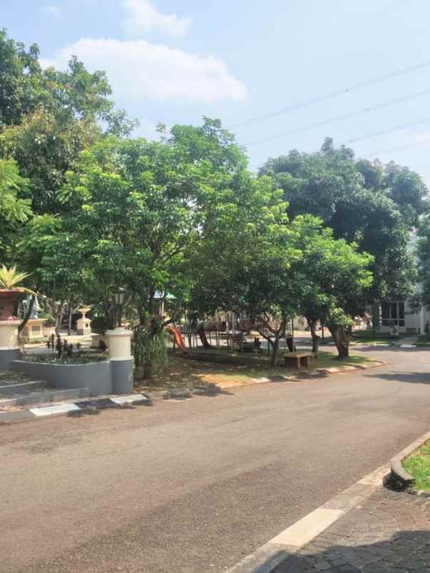 dijual rumah perumahan legenda wisata