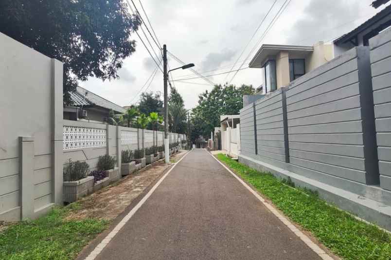 dijual rumah perumahan palem kartika