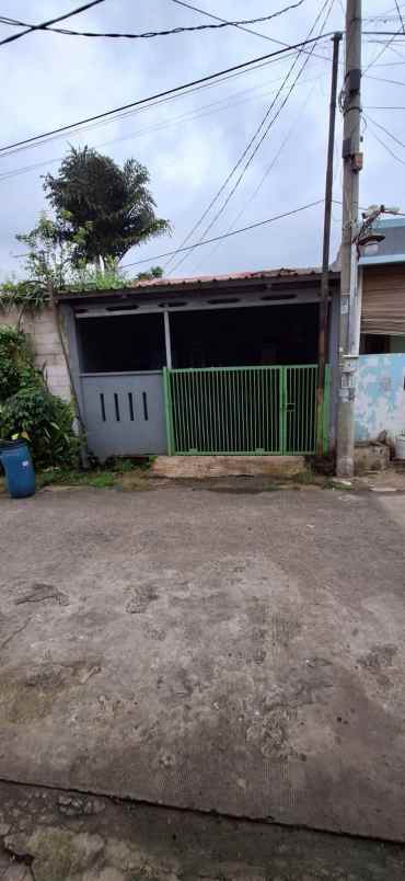 dijual rumah perumahan villa mutiara