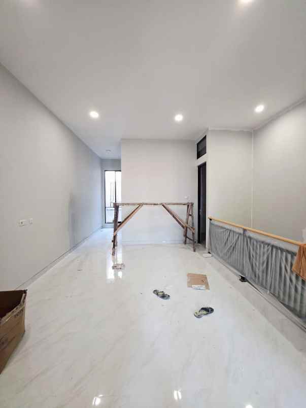 dijual rumah perumahan wisma mukti