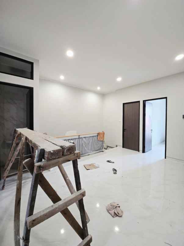 dijual rumah perumahan wisma mukti