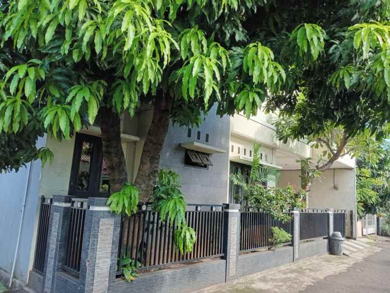 dijual rumah petukangan utara