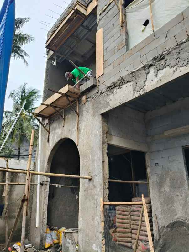 dijual rumah pisangan