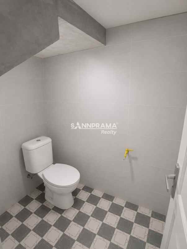 dijual rumah pisangan