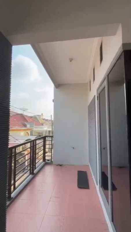 dijual rumah ploso timur