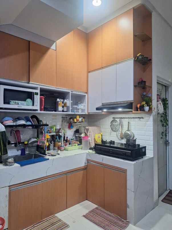 dijual rumah pondok gading residence