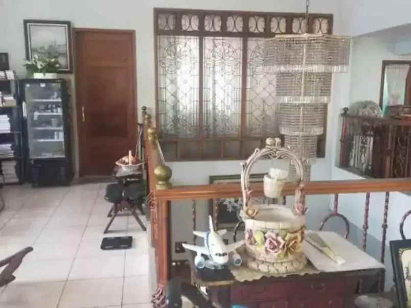 dijual rumah pondok gede