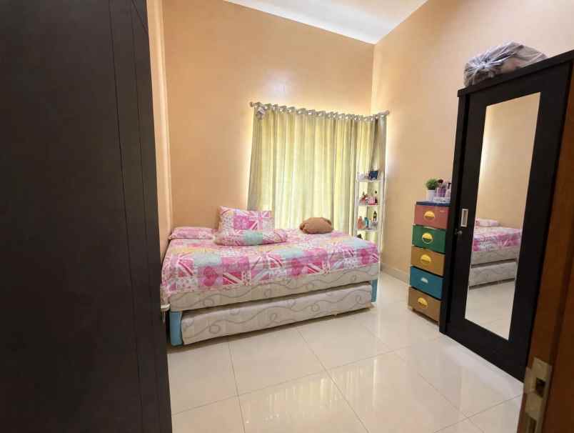 dijual rumah pondok kacang timur