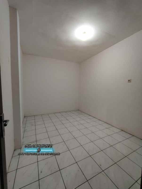 dijual rumah pondok kelapa