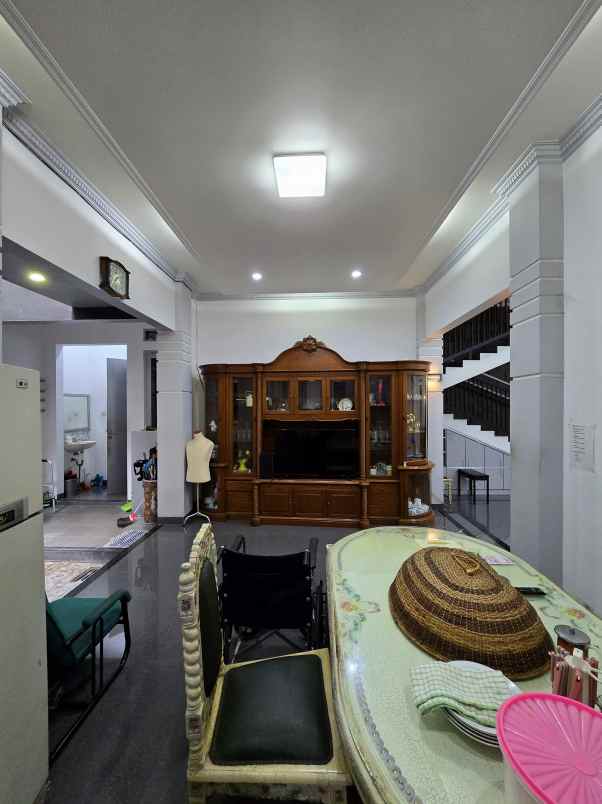 dijual rumah pondok kelapa jaktim