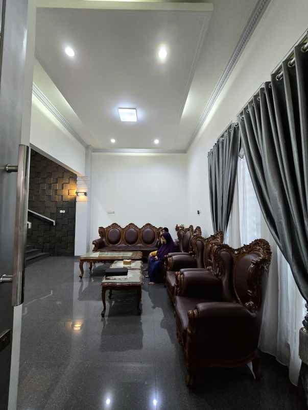 dijual rumah pondok kelapa jaktim