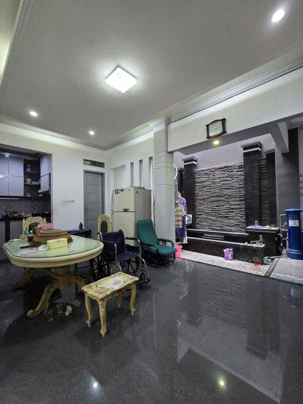 dijual rumah pondok kelapa jaktim