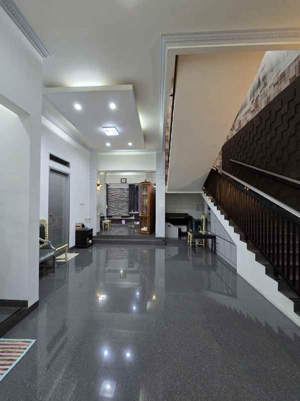 dijual rumah pondok kelapa jaktim