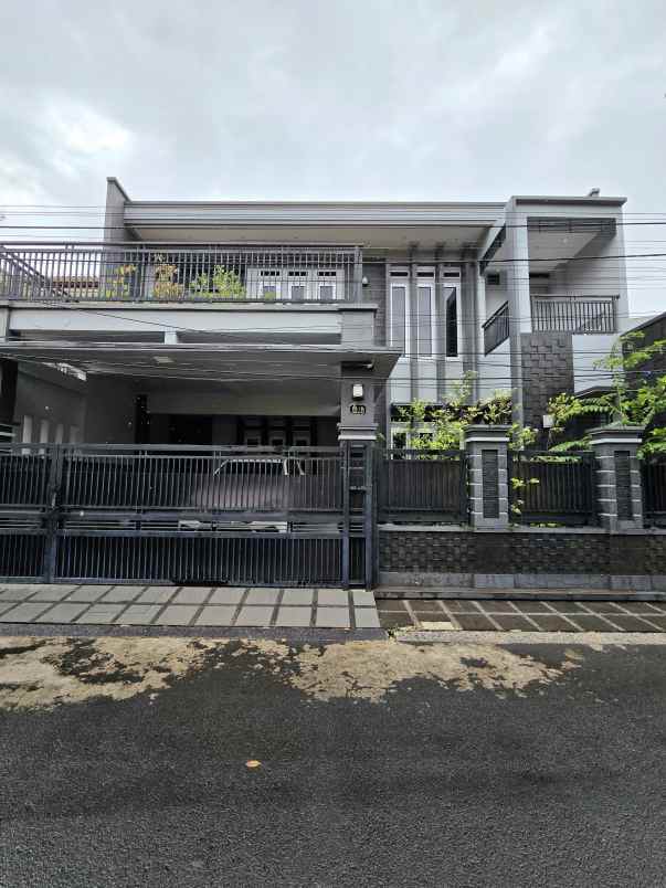 dijual rumah pondok kelapa jaktim