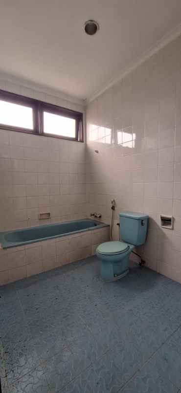 dijual rumah pondok labu