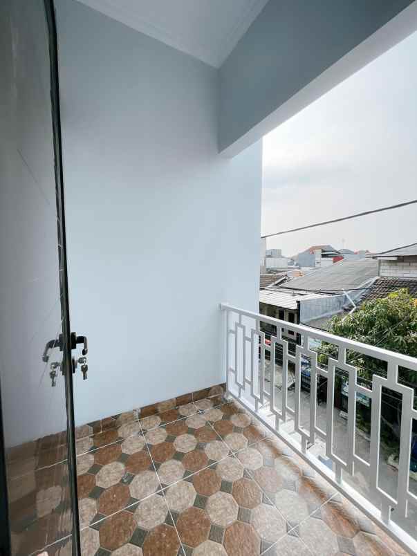 dijual rumah pondok ungu permai