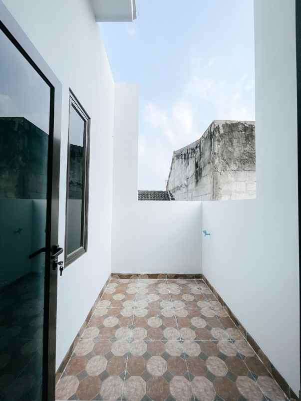 dijual rumah pondok ungu permai