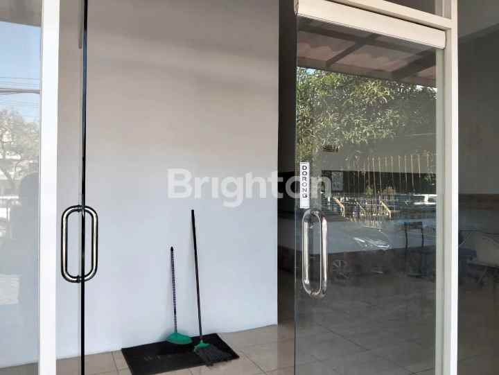dijual rumah pucang anom timur