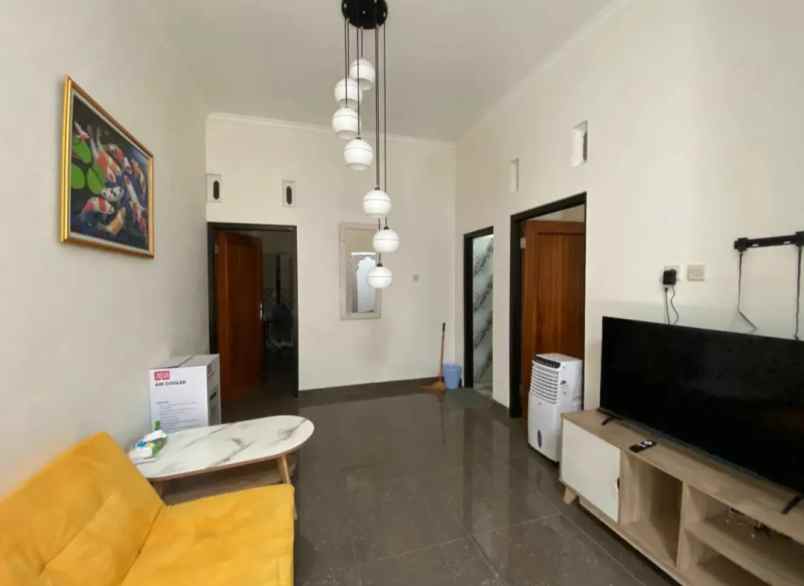 dijual rumah puskesmas seyegan
