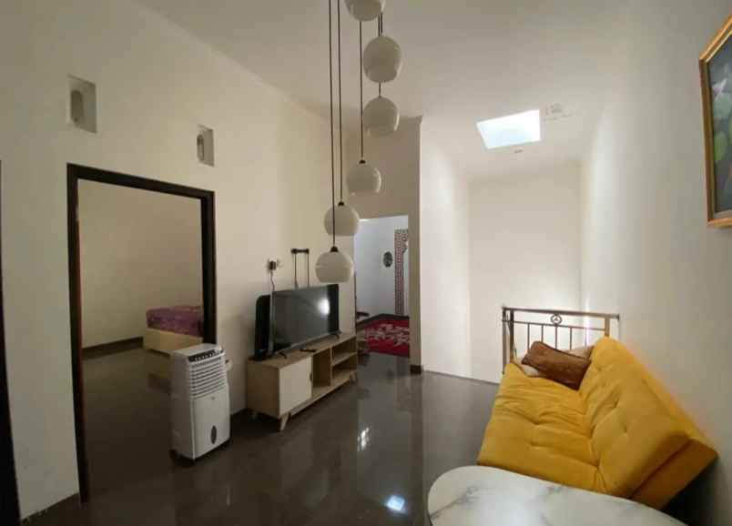 dijual rumah puskesmas seyegan